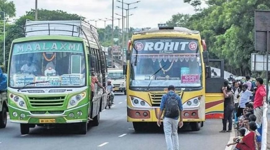 ତାଳଚରେ ବସ୍ ଚଳାଚଳ ବନ୍ଦ: ରାସ୍ତା ଦୂରବସ୍ଥା ପ୍ରତିବାଦରେ ଆନ୍ଦୋଳନ