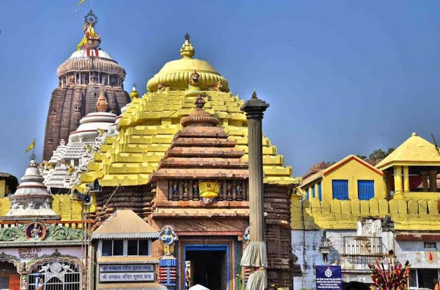 Puri Police Arrest 12 Fake Gumastas at Srimandir