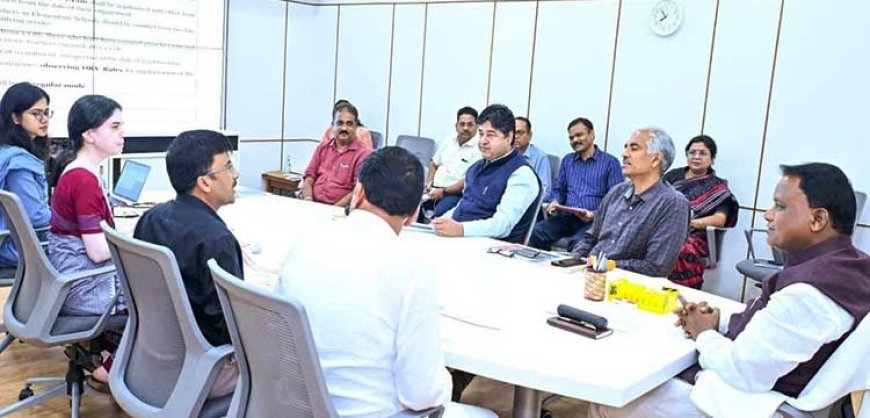 Odisha to Recruit 44,000 Teachers in Three Years