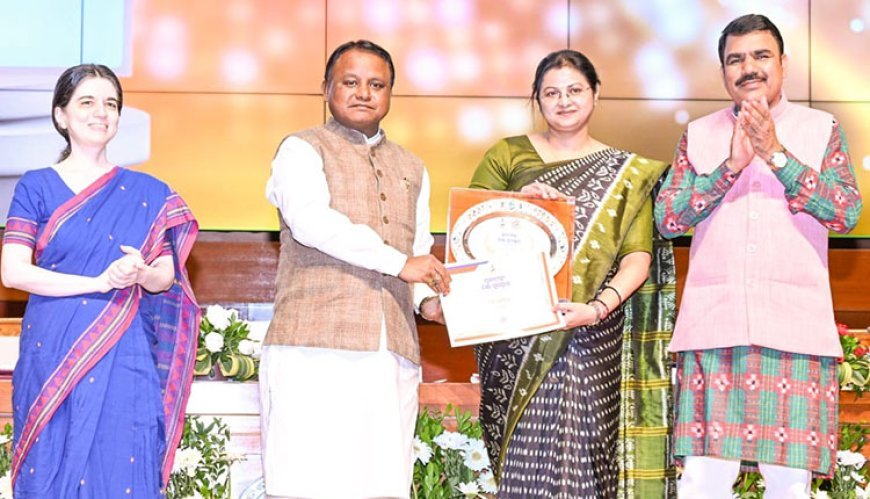 CM Majhi Felicitates Educators, Launches New Education Initiatives in Odisha