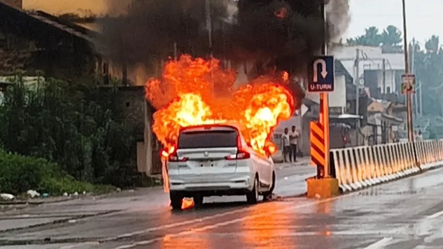 Vehicle Carrying Ganja Set Ablaze in Subarnapur, Driver Flees Scene